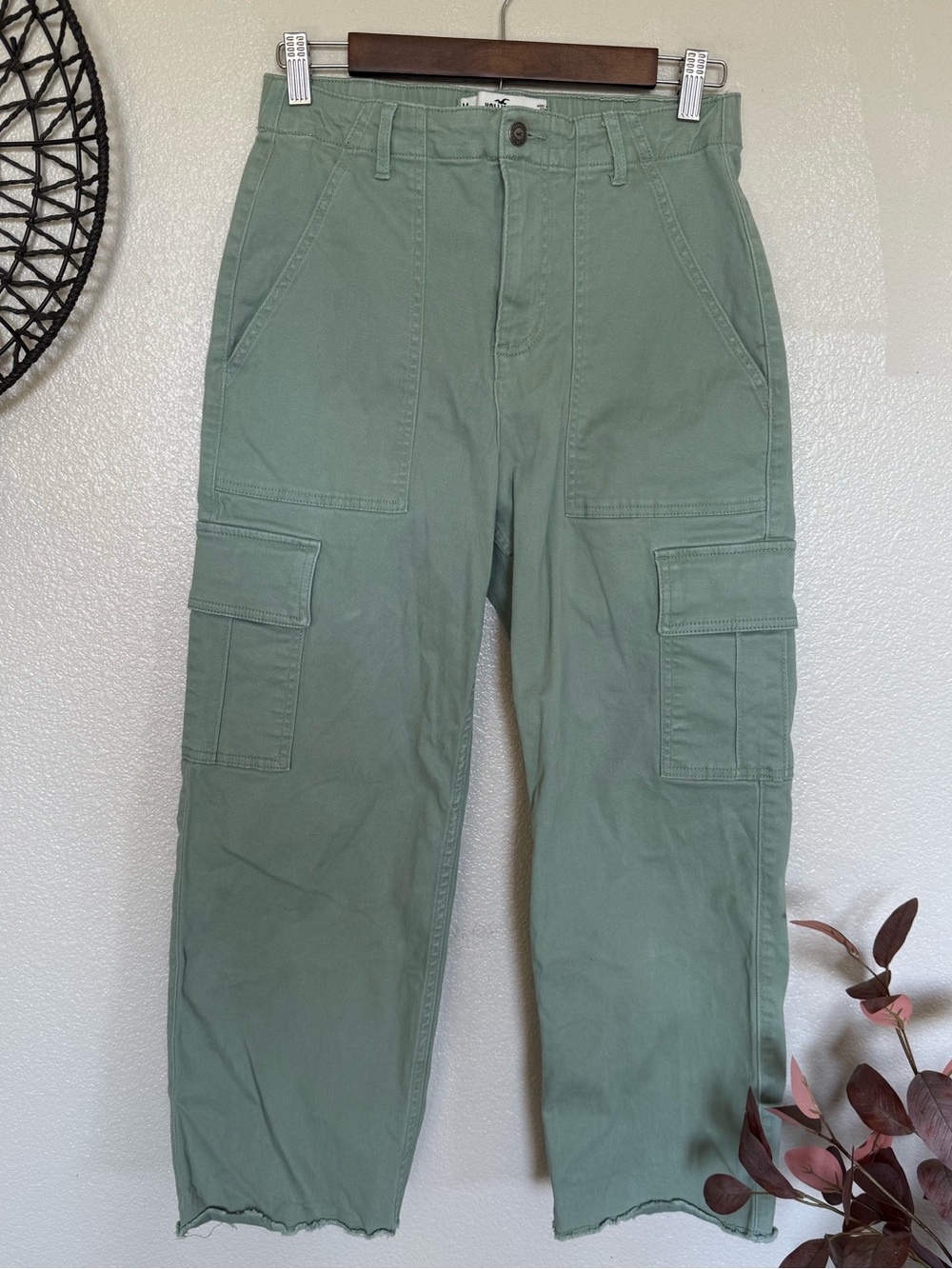 🍂 Hollister Sage Green Cargo Utility Pants